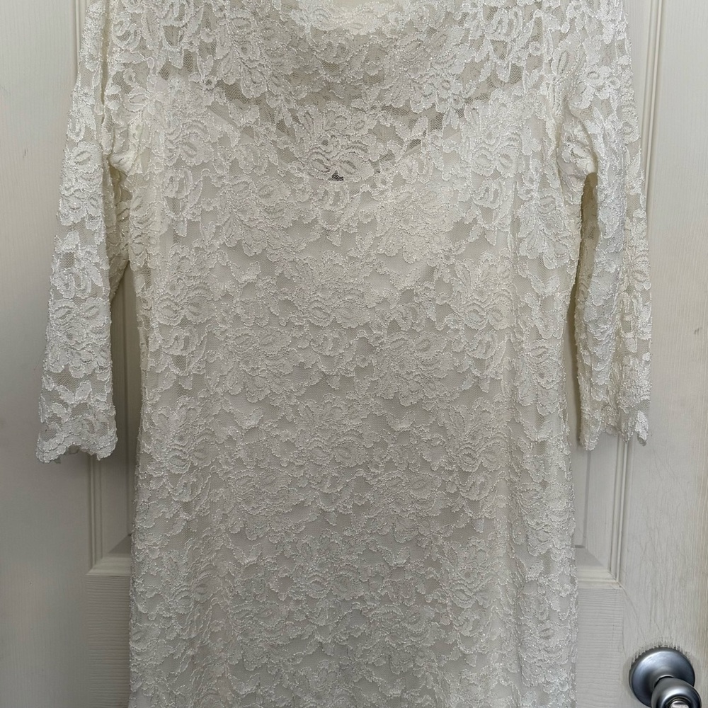 Onyx Nite Cream Lace Long Sleeve Dress